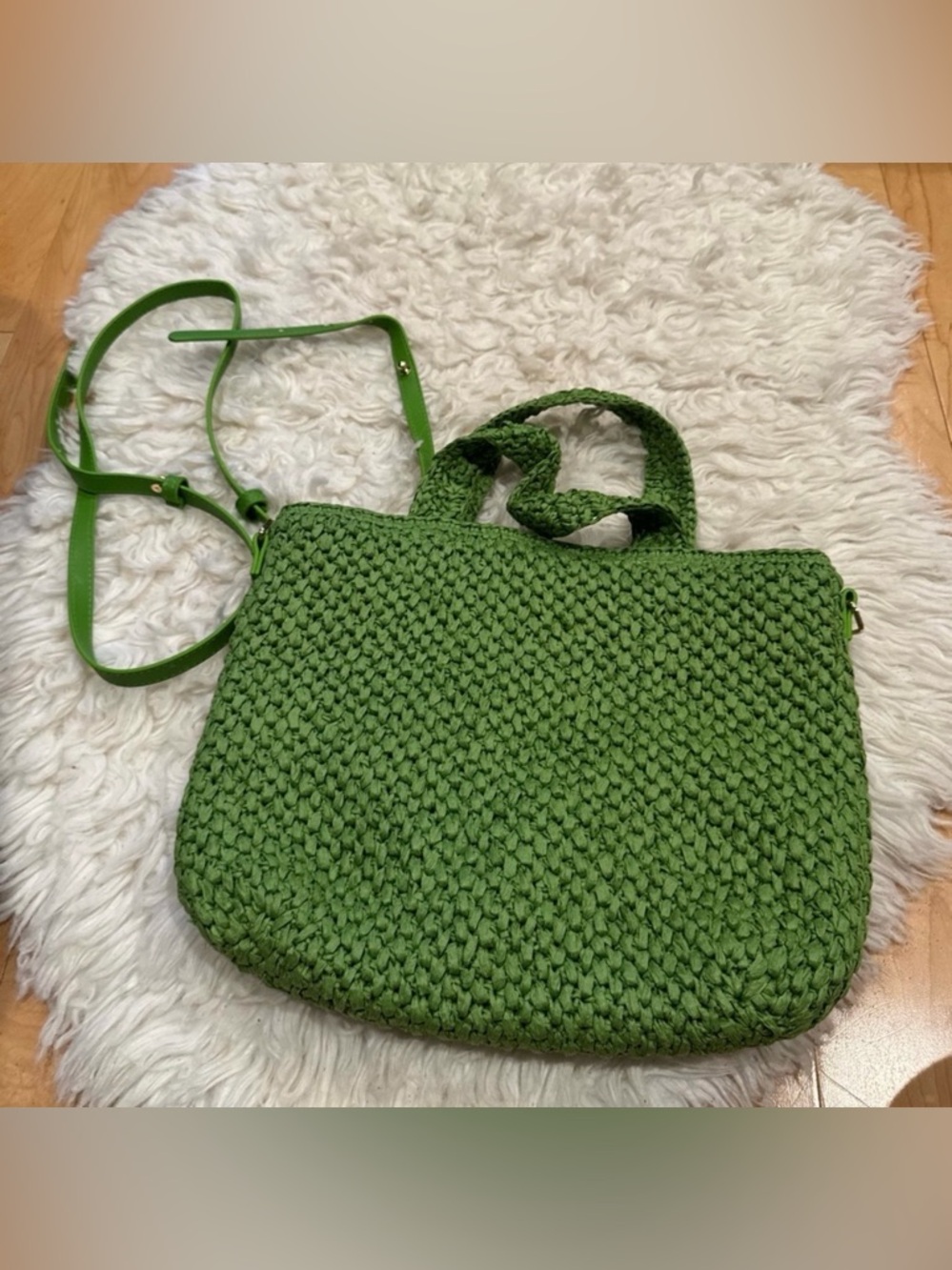 H&M Green MILANO Embroidered Woven Tote NWOT - Picture 3 of 4
